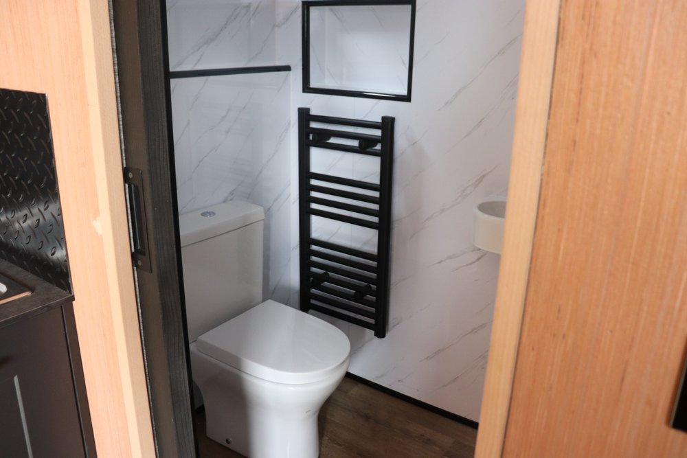 28FT converted container with Kitchen & Fixed Bed Maintenance Room 7 28FT converted container with Kitchen & Fixed Bed Maintenance Room - Image 7