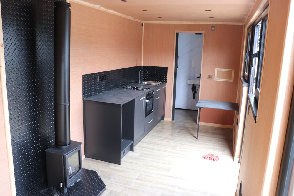 28FT converted container with Kitchen & Fixed Bed Maintenance Room 4 28FT converted container with Kitchen & Fixed Bed Maintenance Room - Image 4