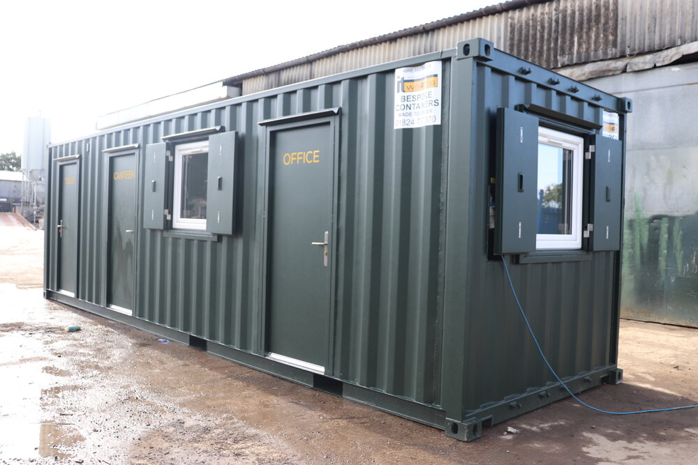 Self contained welfare. 28X8 2 Self contained welfare. 28X8 - Image 2