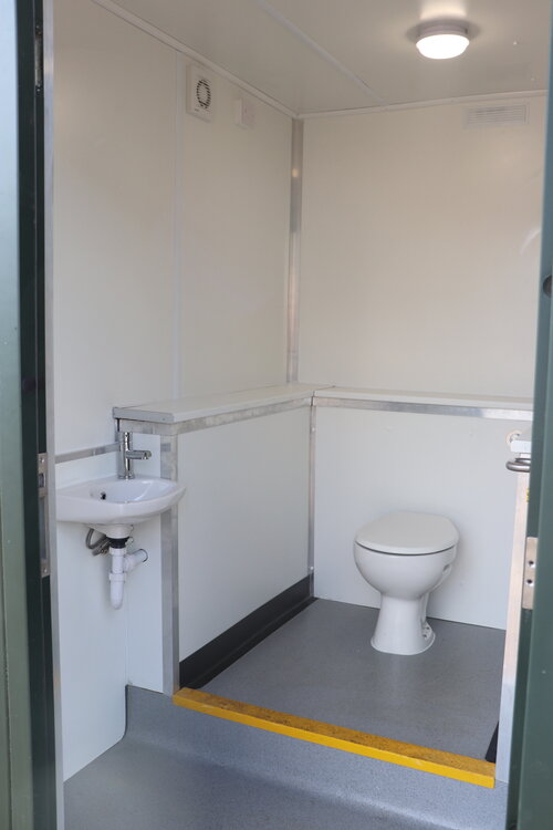 Self contained welfare. 28X8 7 Self contained welfare. 28X8 - Image 7
