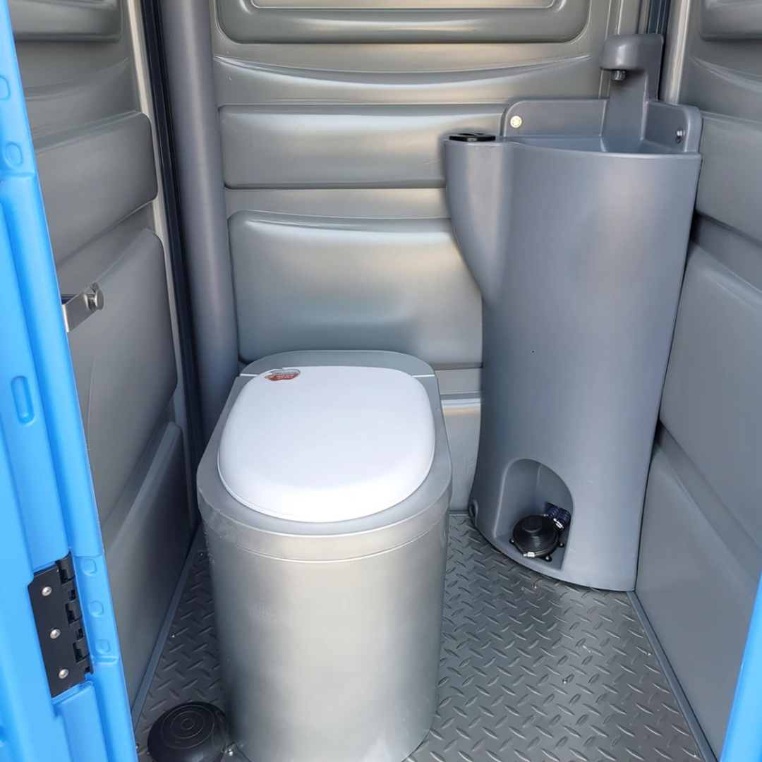 plastic VIP toilets and trailer 5 plastic VIP toilets and trailer - Image 5