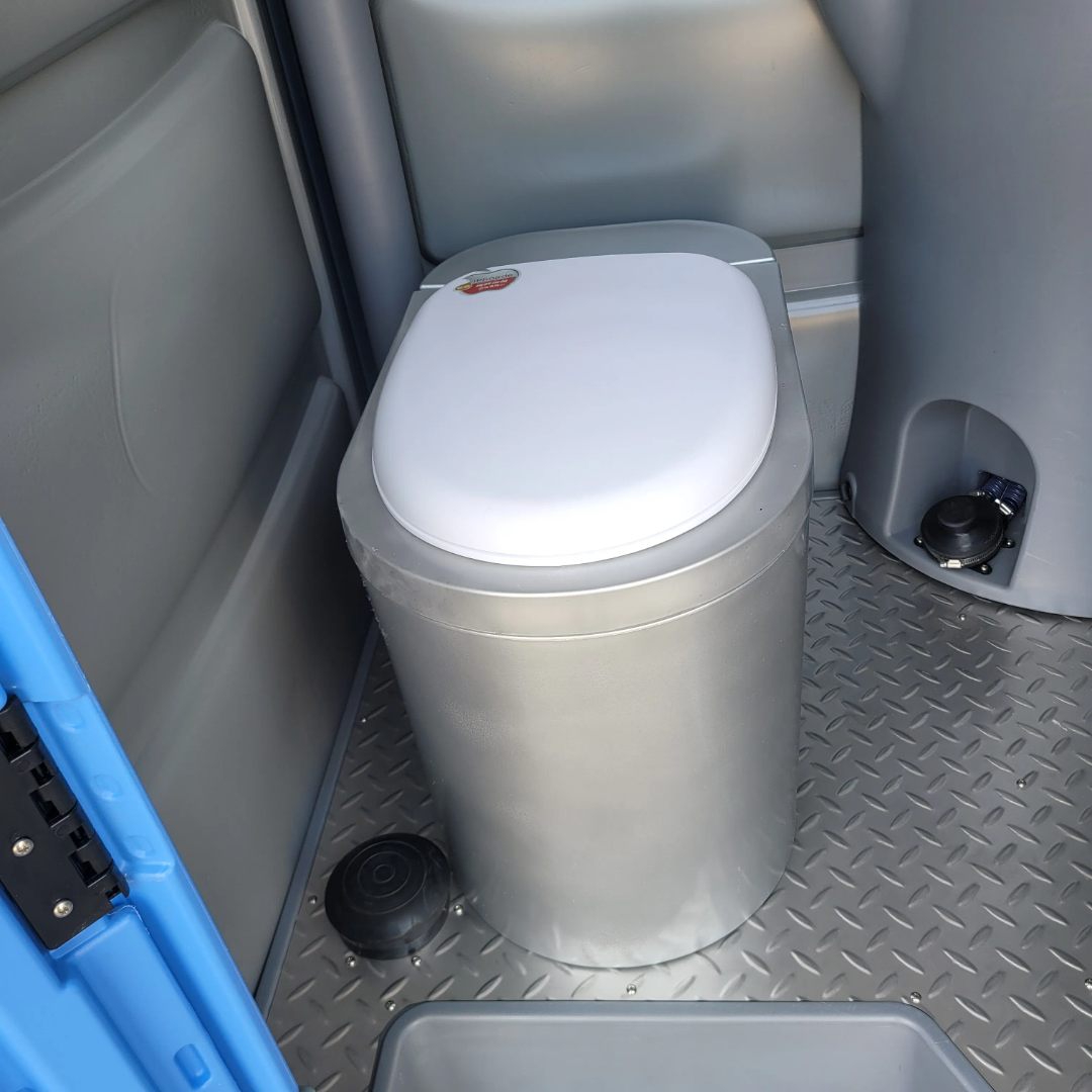 plastic VIP toilets and trailer 3 plastic VIP toilets and trailer - Image 3