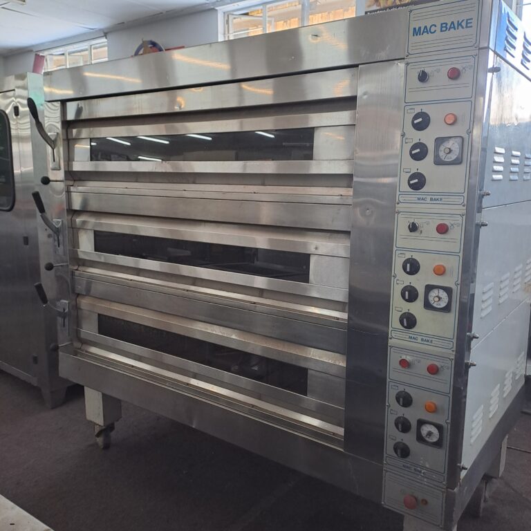 Deck oven – 3 deck (1.6m)- BAKEMARK 3 Deck oven – 3 deck (1.6m)- BAKEMARK - Image 3