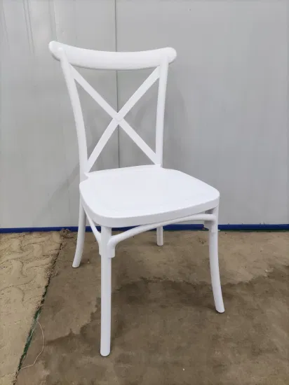 Plastic cross-back chairs 1 Plastic cross-back chairs